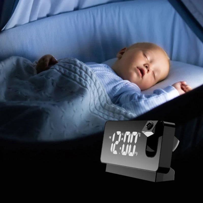 Timecast – Digital Projektionsvækkeur Med 180° Roterende Projektor Og Stort LED Display